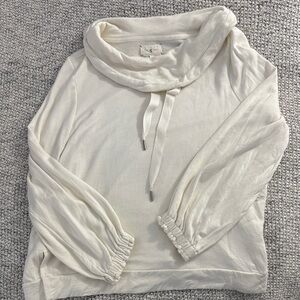 Lou & Grey Funnel Neck Pullover
Size Large – Soft White/Ivory